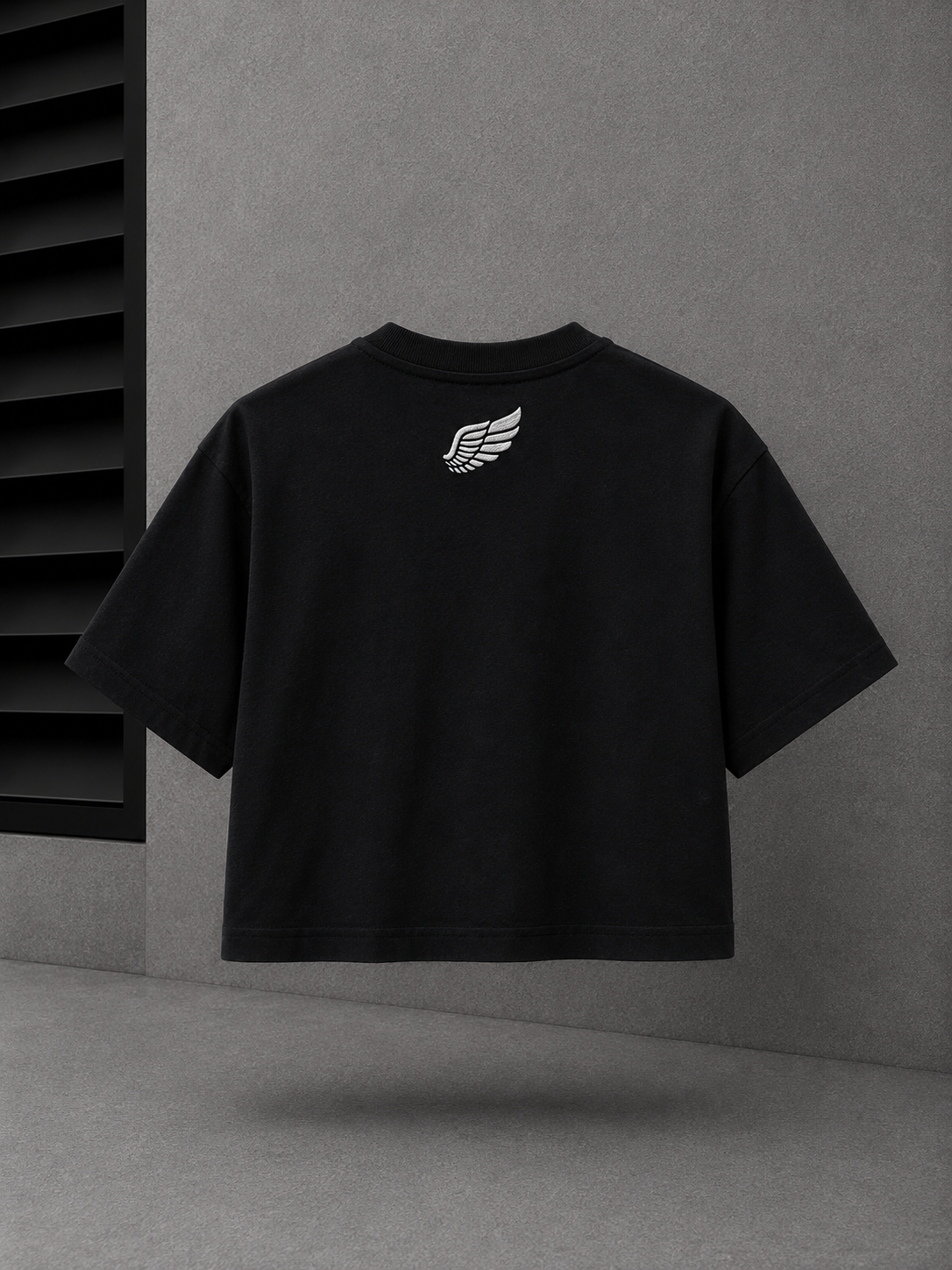 WingCloset Essential Tee – Black (copia)